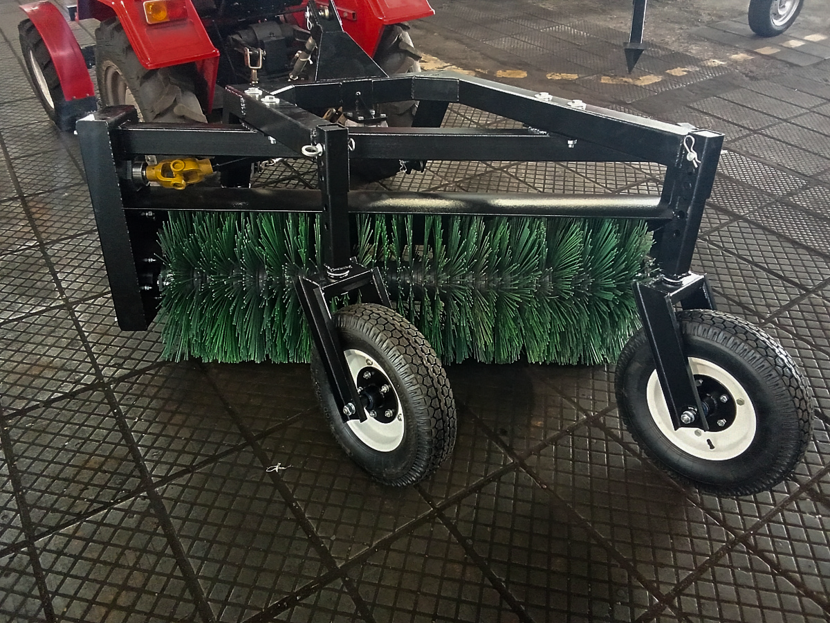 Коммунальная щетка