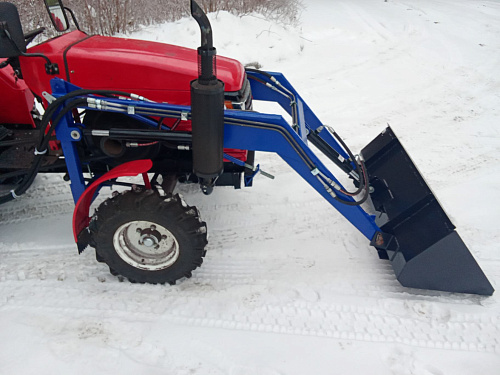 Погрузчик фронтальный на ременной минитрактор Т-15,  Т-18