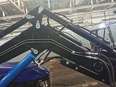 Погрузчик навесной фронтальный быстросъемный TZ-10 г/п 1000 кг (простой ковш)